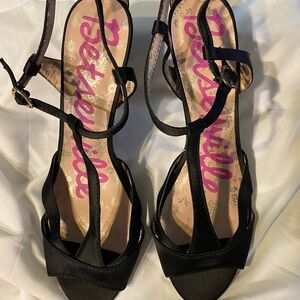 Betsey Johnson Elegant Black Sandals